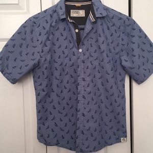Short sleeve shirt